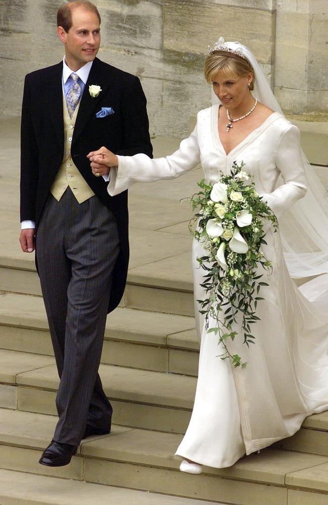 Prince Edward and Sophie Rhys-Jones leave St. George's Chapel at Windsor Castle 19 June 1999 after their wedding. PICTURE: GERRY PENNY