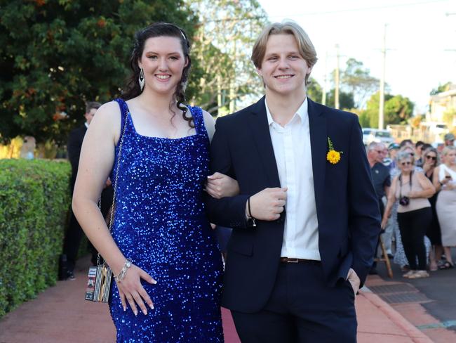 Anna Bunyan and Briar Miller at the 2023 Isis State High School formal. Image credit: Isis SHS.