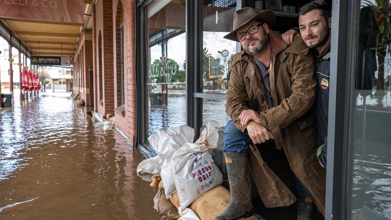 Shayne Walkley and his friend sandbag Kits Kafe in Rochester. Picture: Jason Edwards