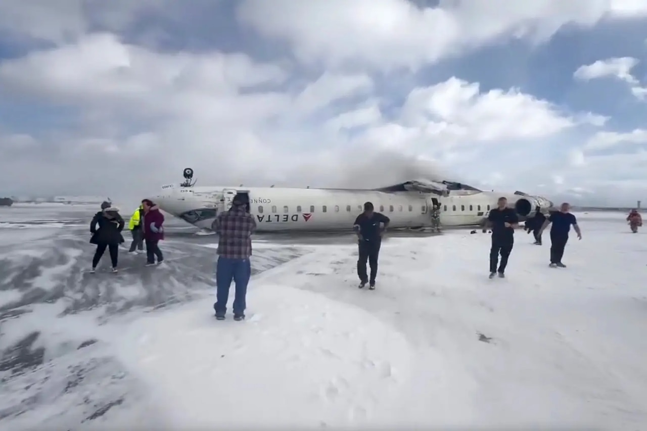 Delta Airways plane crash at Toronto Pearson International Airport