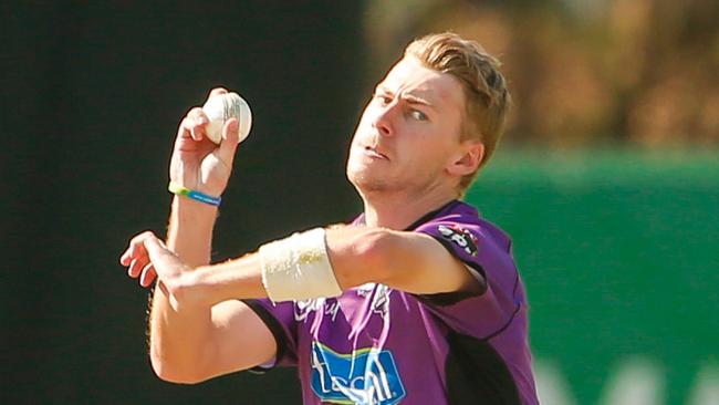 Hobart Hurricanes spearhead Riley Meredith took 16 wickets from 13 games in BBL08.