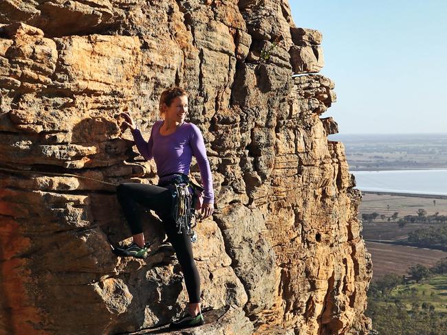 21/05/20 Rock climber Ashlee Hendy makes her way up Mount Arapiles. Aaron Francis/The Australian