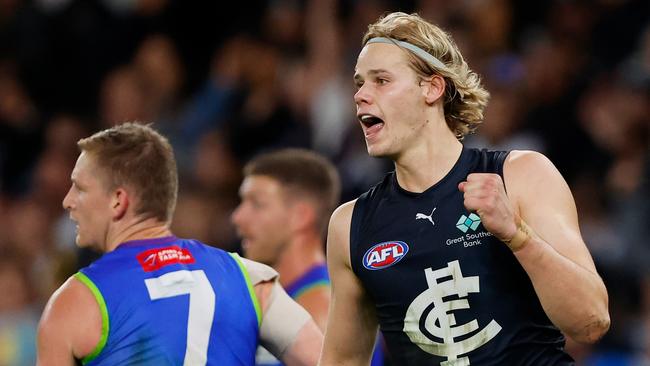 Carlton ruckman Tom De Koning is a chance to play Collingwood at the MCG on Sunday after recovering from concussion. Picture: Dylan Burns / Getty Images