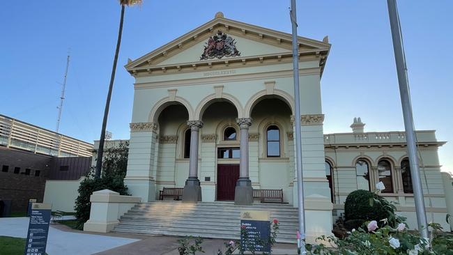 Dubbo Local Court.