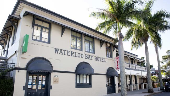 Waterloo Bay Hotel.