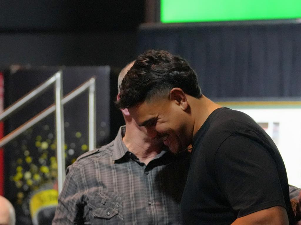 Michael Maguire and Latrell Mitchell in discussion at the 10-year reunion of the Rabbitohs' 2014 premiership win at Souths Juniors. Credit: Rabbitohs.