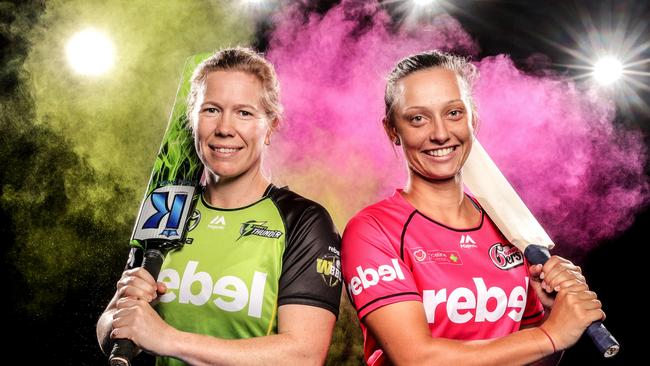 WBBL stars Sydney Thunder's Alex Blackwell and Sydney Sixers Ashleigh Gardner. Both Alex and Ash have taken their cricketing prowess #Beyond Boundaries this WBBL season. Pic: Gregg Porteous