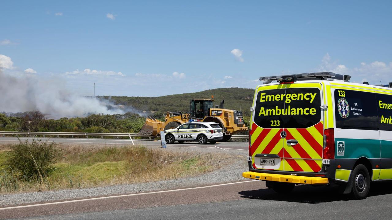 Bushfire burning out of control at Port Lincoln. Picture: Robert Lang