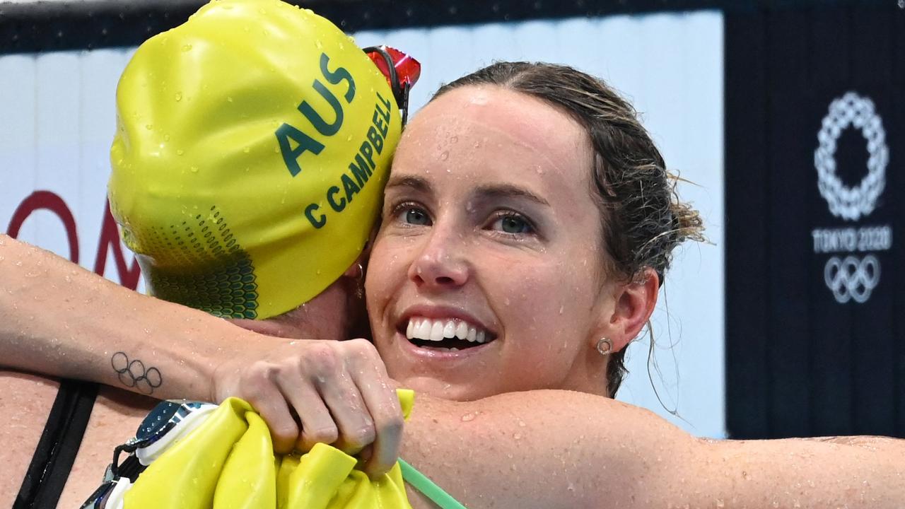 Australia's Emma McKeon (R) celebrates with Cate Campbell.