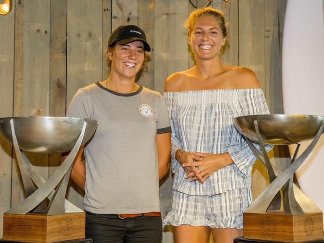 Tyler Wright and Stephanie Gilmore before she start of  the world surfing tour. Pic:  Jerad Williams