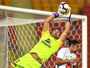 CATCHING ON: Brisbane Roar goalkeeper Jamie Young and his teammates will be on the Fraser Coast later this year. Bundy players will get the chance to play them. Picture: DARREN ENGLAND