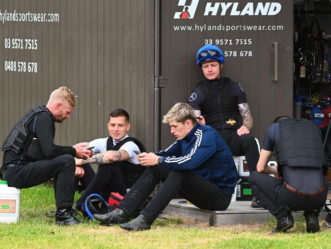 CRANBOURNE, AUSTRALIA - FEBRUARY 05: Jockeys are seen during jumpouts at Cranbourne Training Centre on February 05, 2024 in Cranbourne, Australia. (Photo by Vince Caligiuri/Getty Images)