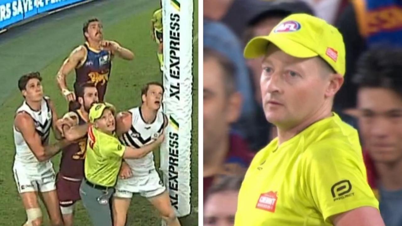 The best goal umpire ever?