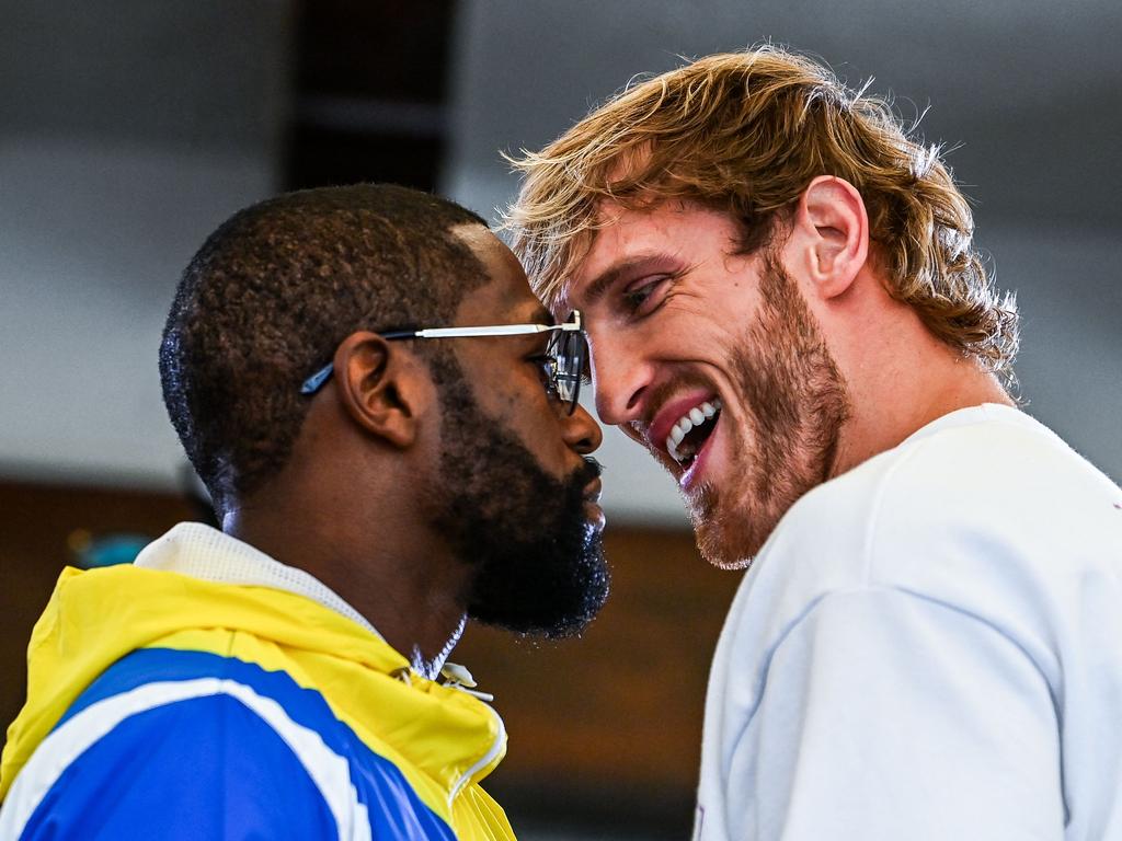 Former world welterweight king Floyd Mayweather and YouTube personality Logan Paul.