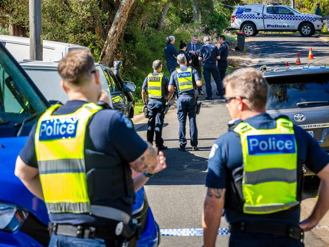 MELBOURNE, AUSTRALIA - NewsWire Photos - 02 DECEMBER, 2024: Police attend the scene of a double homicide in Parson Street, Rye. Picture: NewsWire / Jake Nowakowski