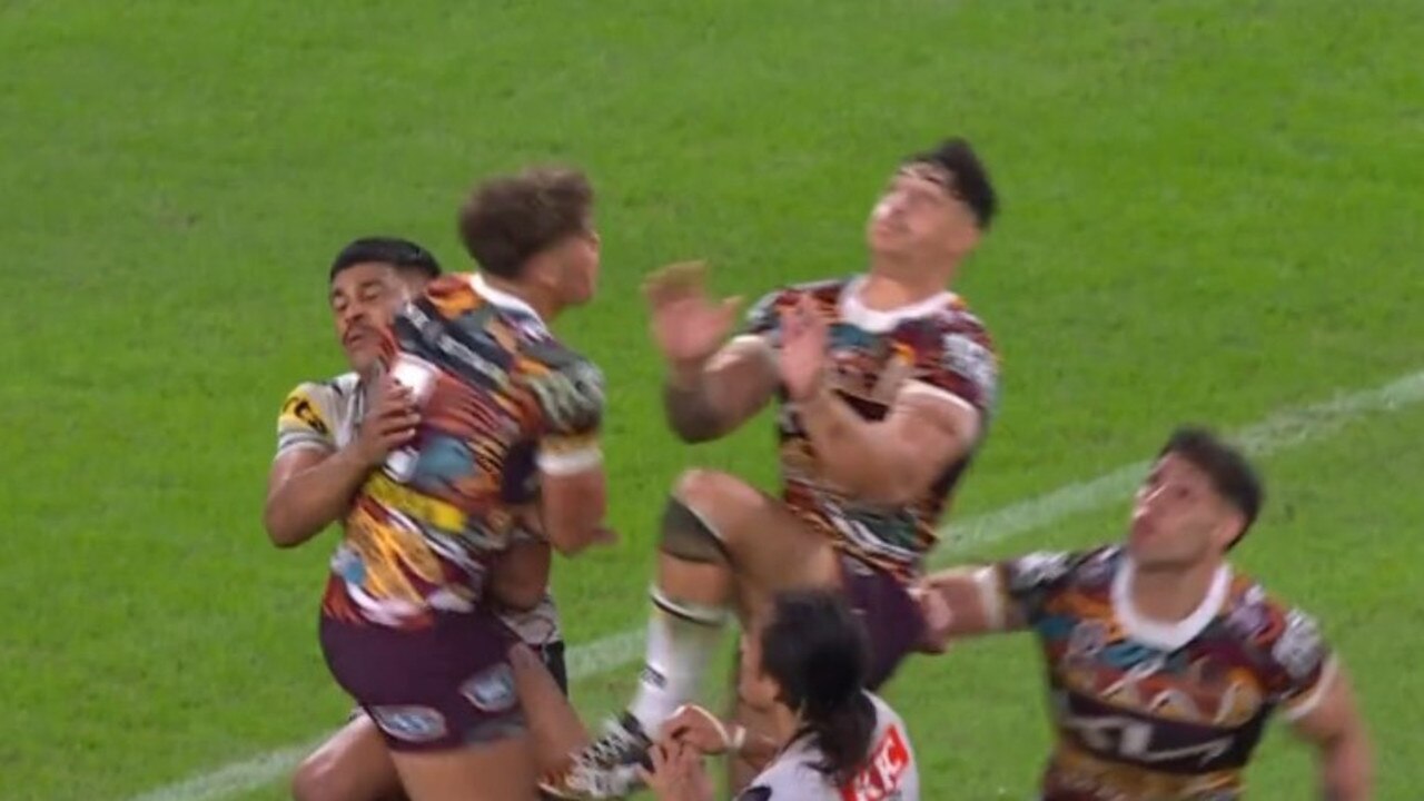 Walsh was ruled to have taken out Tyrone Peachey. Photo: Fox Sports