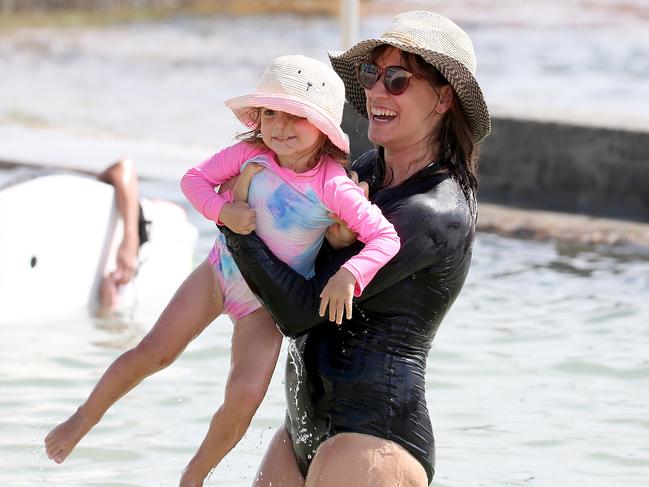 Daniella Gavshon with her two-year-old daughter Amelie at Bondi Beach. Picture: NCA NewsWire/Dylan Coker