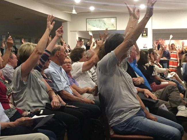 Residents at a community meeting at Balgowlah Golf Club about the Beaches Link tunnel vote to reject the project.