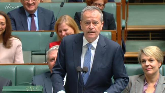 Shorten attacks Turnbull over tax cuts