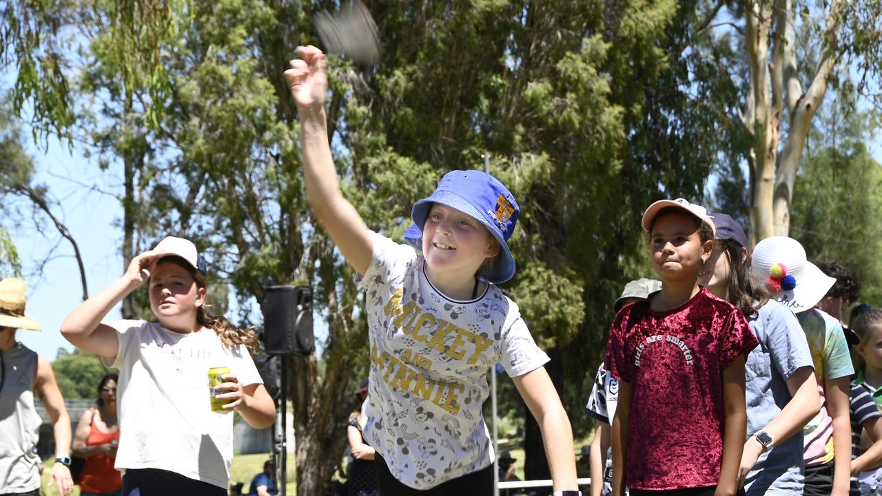 Throwing thongs for Australia day 