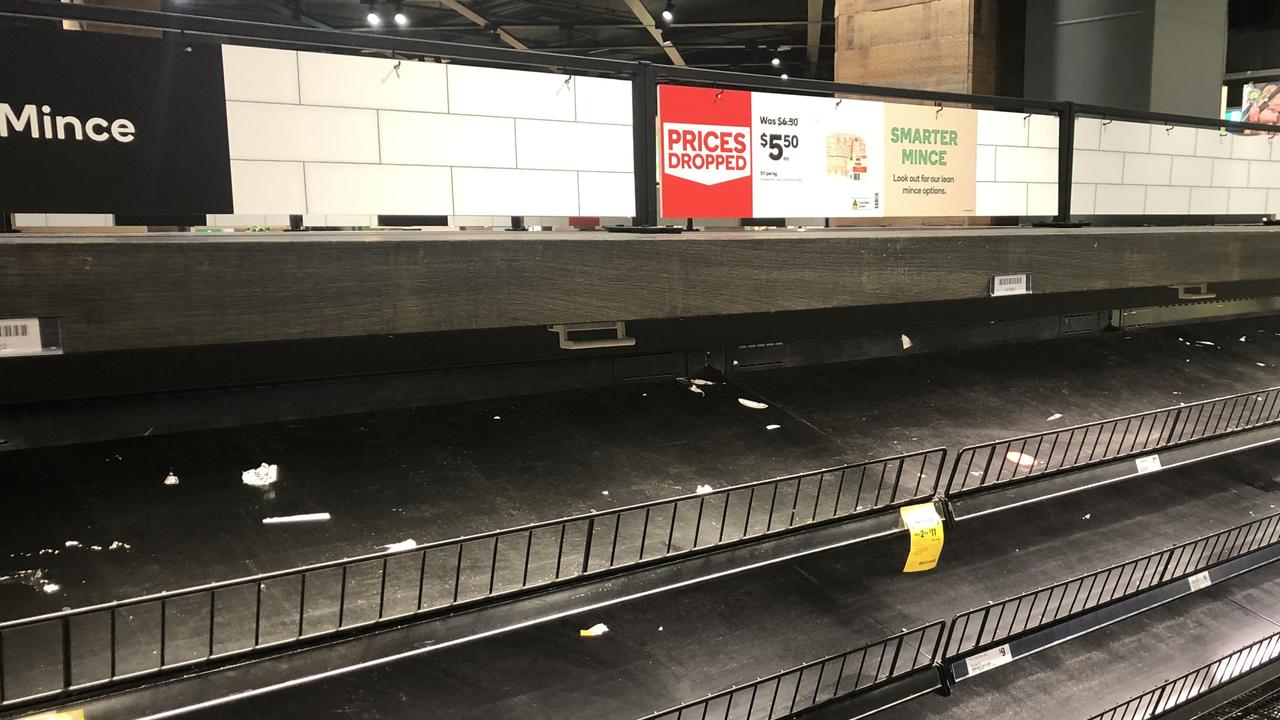 There were similar scenes at Woolworths Marrickville Metro. Picture: Alex Turner-Cohen/news.com.au