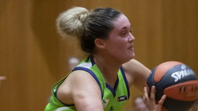 Molly McKinnon enjoyed a strong outing in game 1. Photo: Basketball Victoria.