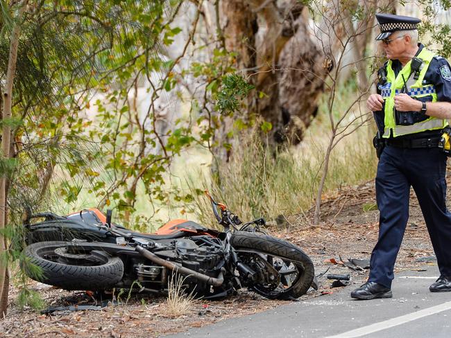 ADELAIDE, AUSTRALIA - NewsWire Photos MARCH 25, 2021: Major Crash Police at the scene of a serious crash on Gorge Rd, Montacute, where a motorcycle has collided with a truck. Picture: NCA NewsWire / Brenton Edwards