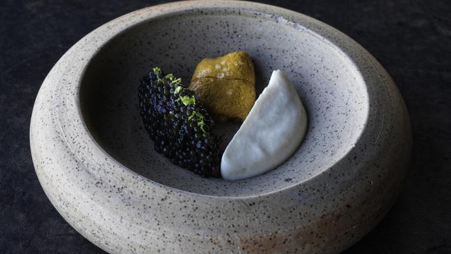 Tasmanian sea urchin with caviar and bunya bunya at Vue de monde