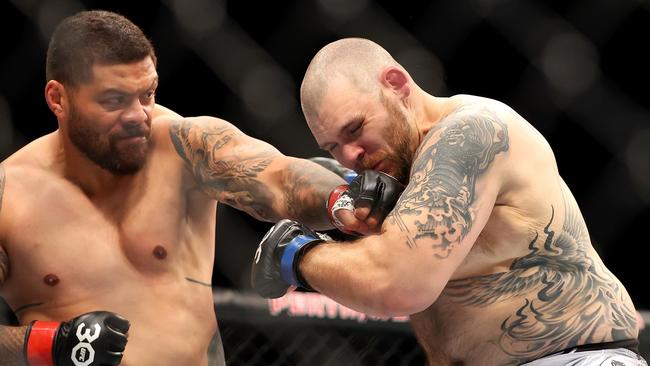 Justin Tafa lands the knockout punch. Picture: Paul Kane/Getty