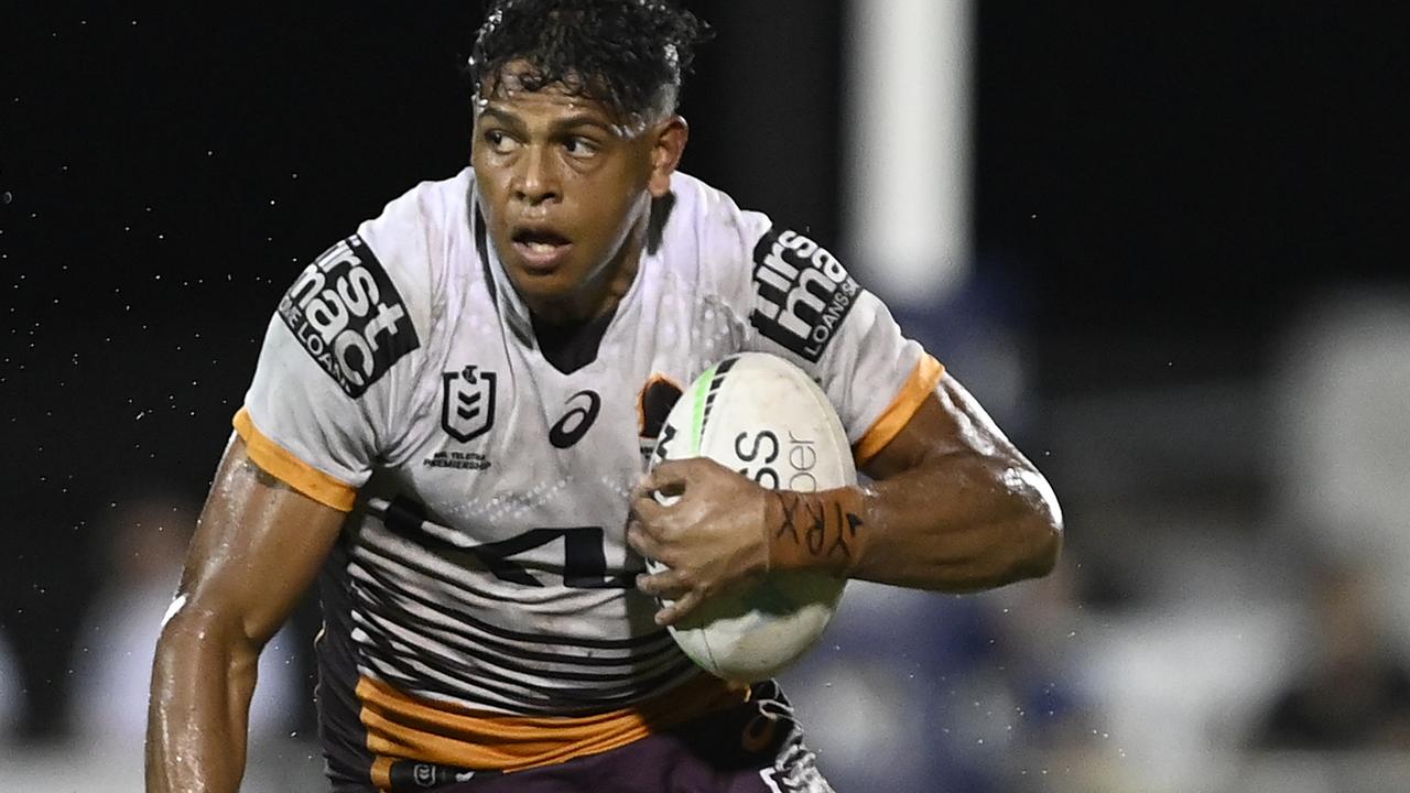 Selwyn Cobbo will extend his time at the Broncos but it will be a shorter-term deal.