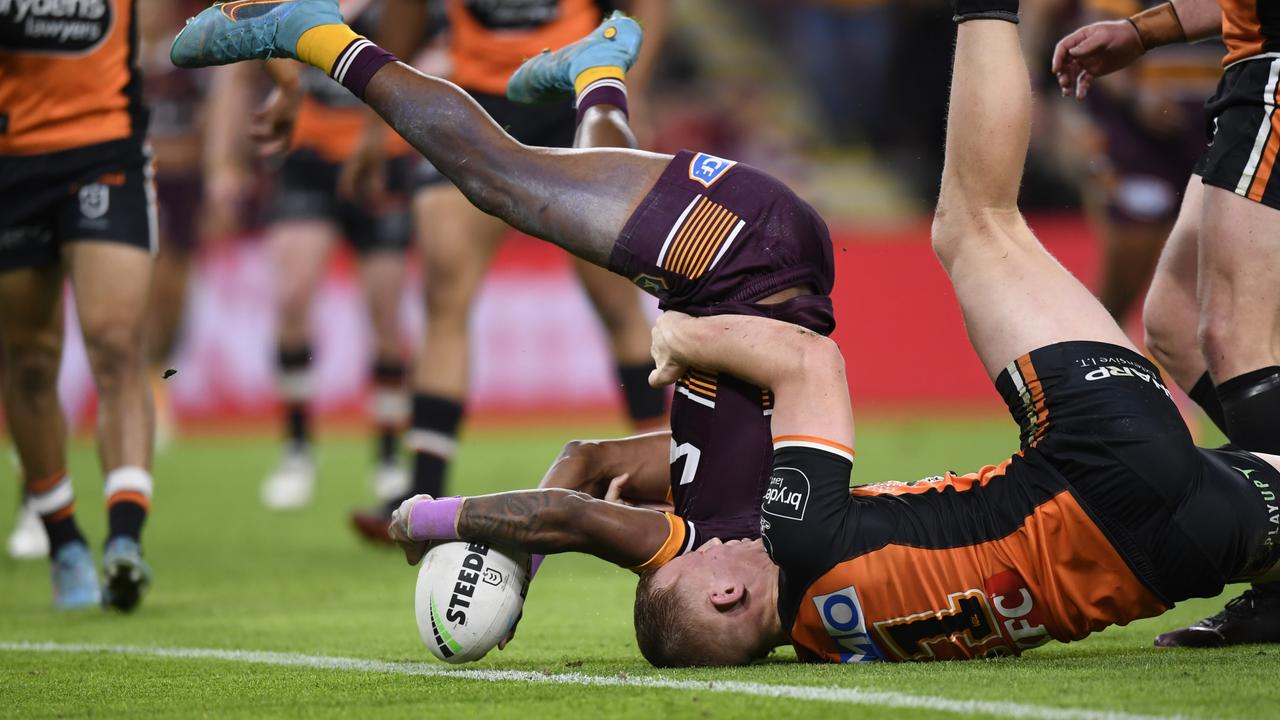 Ezra Mam scored an acrobatic try against the Tigers. Picture: NRL Images