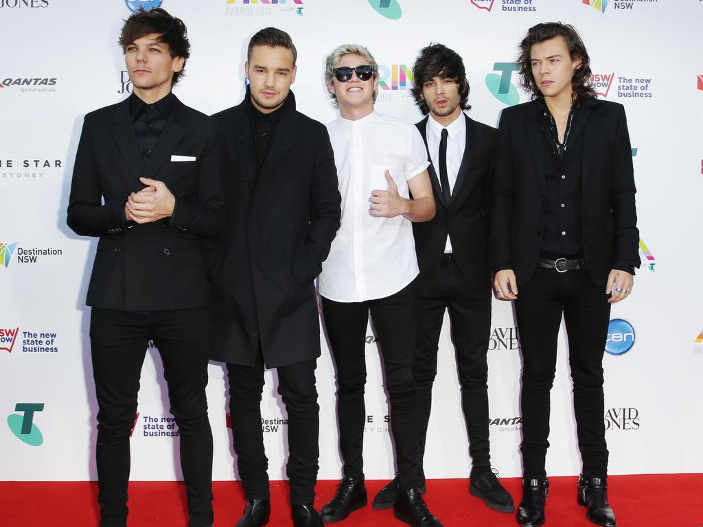 One Direction (lL-R) Louis Tomlinson, Liam Payne, Niall Horan, Zayn Malik and Harry Styles arrive on the red carpet at the ARIA Awards 2014 in Sydney, Australia. Picture: Getty