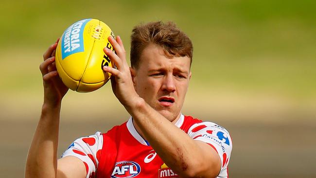 Jack Macrae is the top SuperCoach trade target for Round 9. Picture: Darrian Traynor/Getty Images.