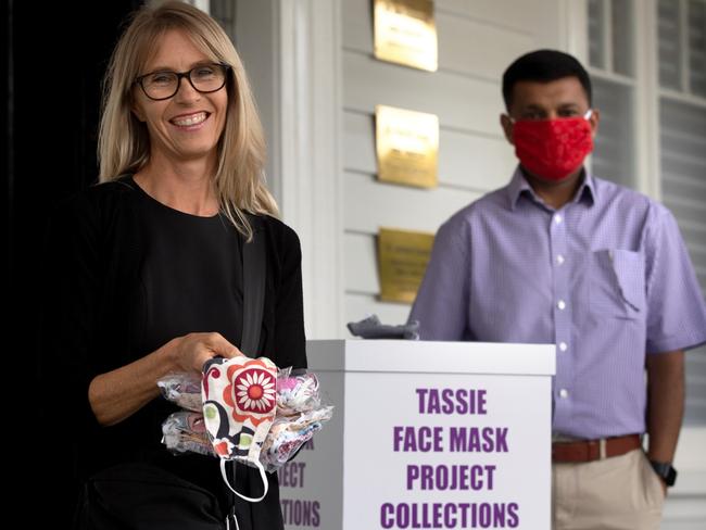 Bronwin Ballantyne from the Tassie Face Mask Project donating masks to a local health service. Picture: SUPPLIED