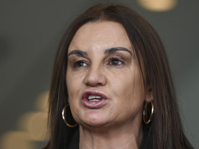 CANBERRA, AUSTRALIA, NewsWire Photos. JUNE 20, 2023: Senator Jacqui Lambie and Lawyer Glenn Kolomeitz hold a press conference at Parliament House in Canberra. Picture: NCA NewsWire / Martin Ollman