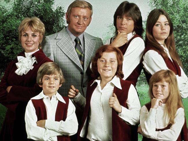 This 1970 photo released by courtesy of Sony Pictures Television shows, back row, from left, cast members, Shirley Jones, Dave Madden, David Cassidy, Susan Dey, and front row, from left, Brian Forster, Danny Bonaduce and Suzanne Crough of the television series, "The Partridge Family." (AP Photo/Copyright CPT Holdings Inc, Courtesy Sony Pictures Television)