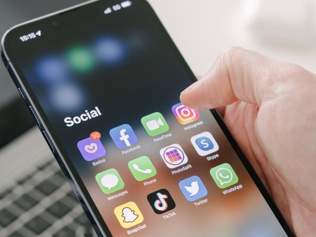 The federal government wants to ban children from using Snapchat, TikTok, Facebook, Instagram, and X. Picture: iStock