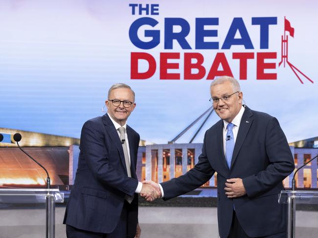 Labor leader Anthony Albanese and Prime Minister Scott Morrison started their debate on live television with a handshake, but the smiles didn’t last. Picture: Alex Ellinghausen – Pool/Getty Images)