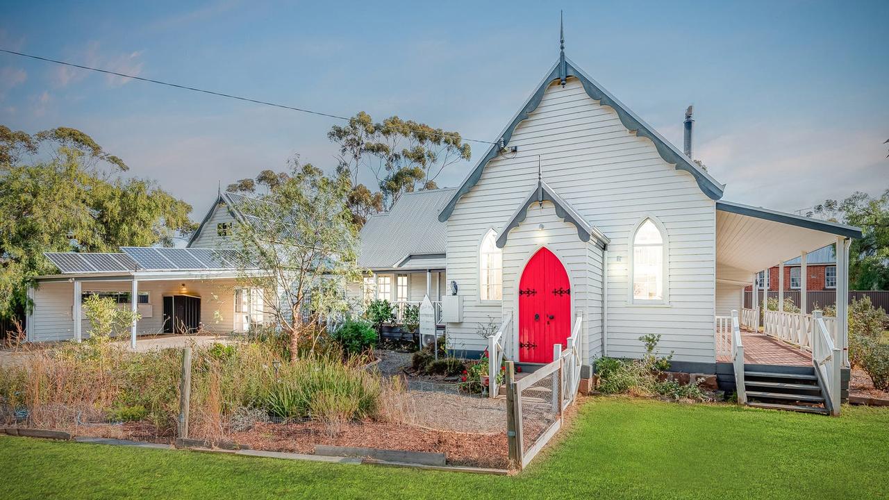 143 Clyde Hill Rd, Russells Bridge - for herald sun real estate