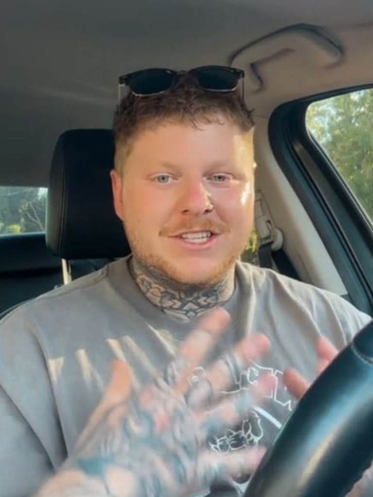 People on TikTok were divided on if you should greet someone. Picture: TikTok/tjreeves