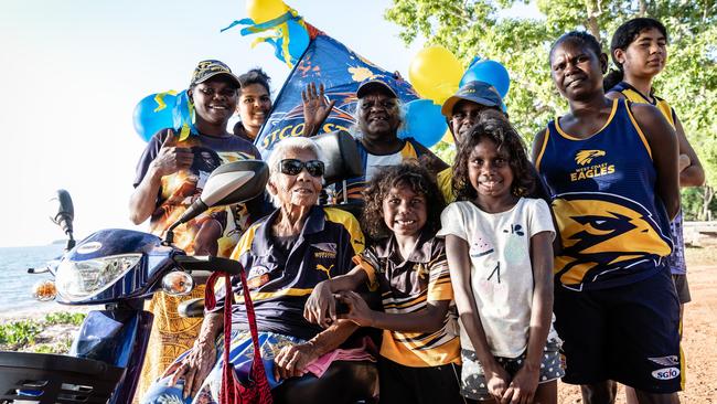 Willie Rioli's grandmother, Helena Rioli with other members of the extended family. Picture: Amos Aikman