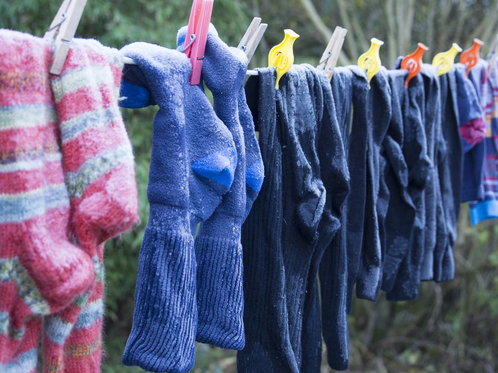 Sydney mum reveals genius Bunnings hack to fix clothesline