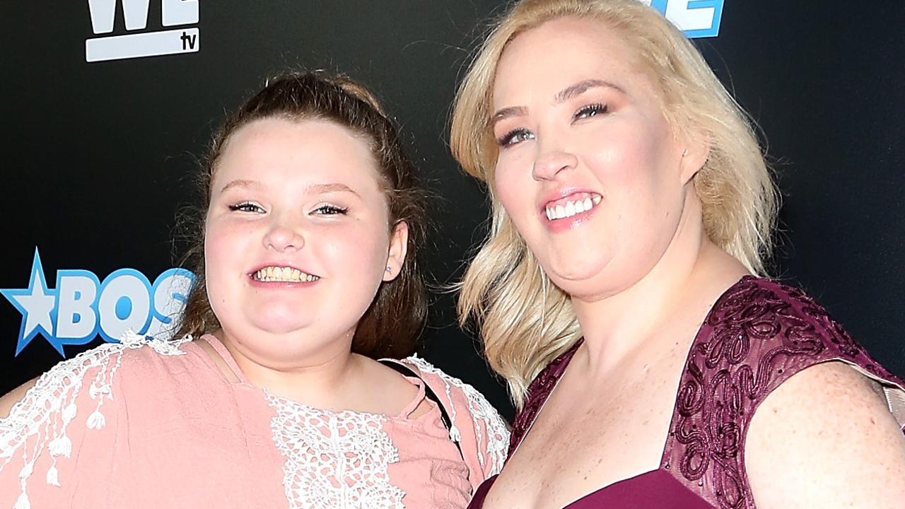 Mama June Gets Into Heated Battle with Another Pageant Mom on 'From Not to  Hot