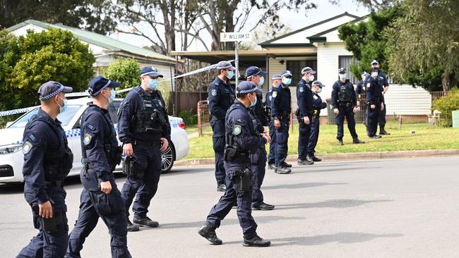 Officers are out in force in Blacktown this morning as they gather evidence at the scene Picture: NCA NewsWire / Jeremy Piper