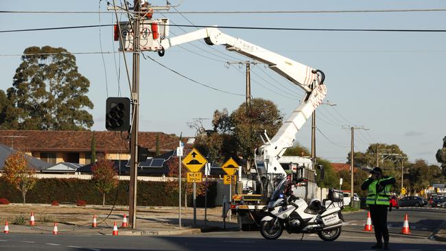 Semi Trailer Crashes Into Stobie Pole Knocking Out Power Lines At