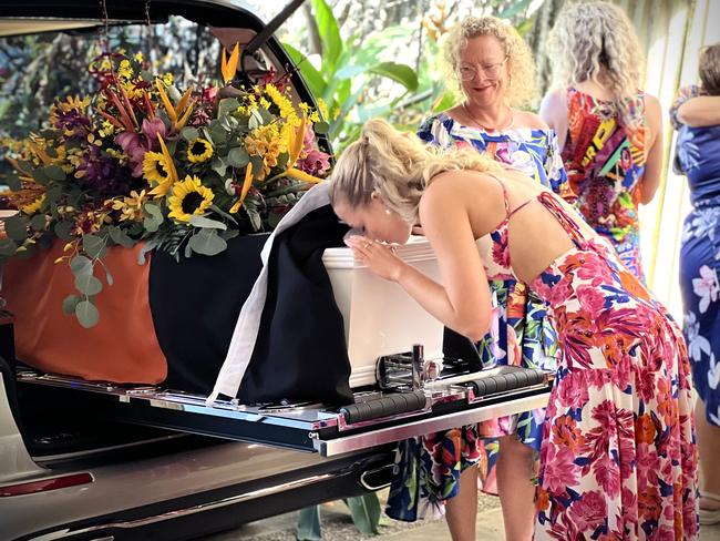 Fay's granddaughter Jorja Wachtel says a final farewell. Picture: Fia Walsh
