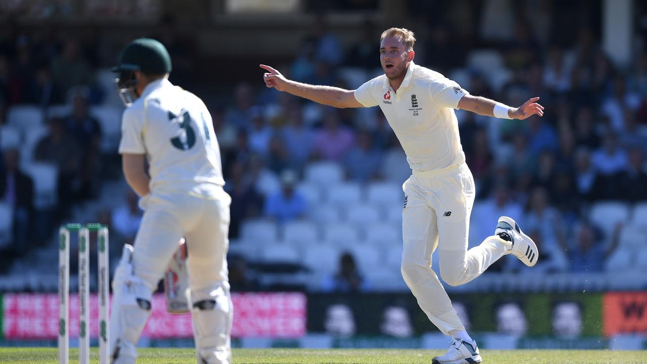 LONDON, ENGLAND - SEPTEMBER 15: Stuart Broad of England celebrates dismissing David Warner of Australia during day four of the 5th Specsavers Ashes Test between England and Australia at The Kia Oval on September 15, 2019 in London, England. (Photo by Gareth Copley/Getty Images)