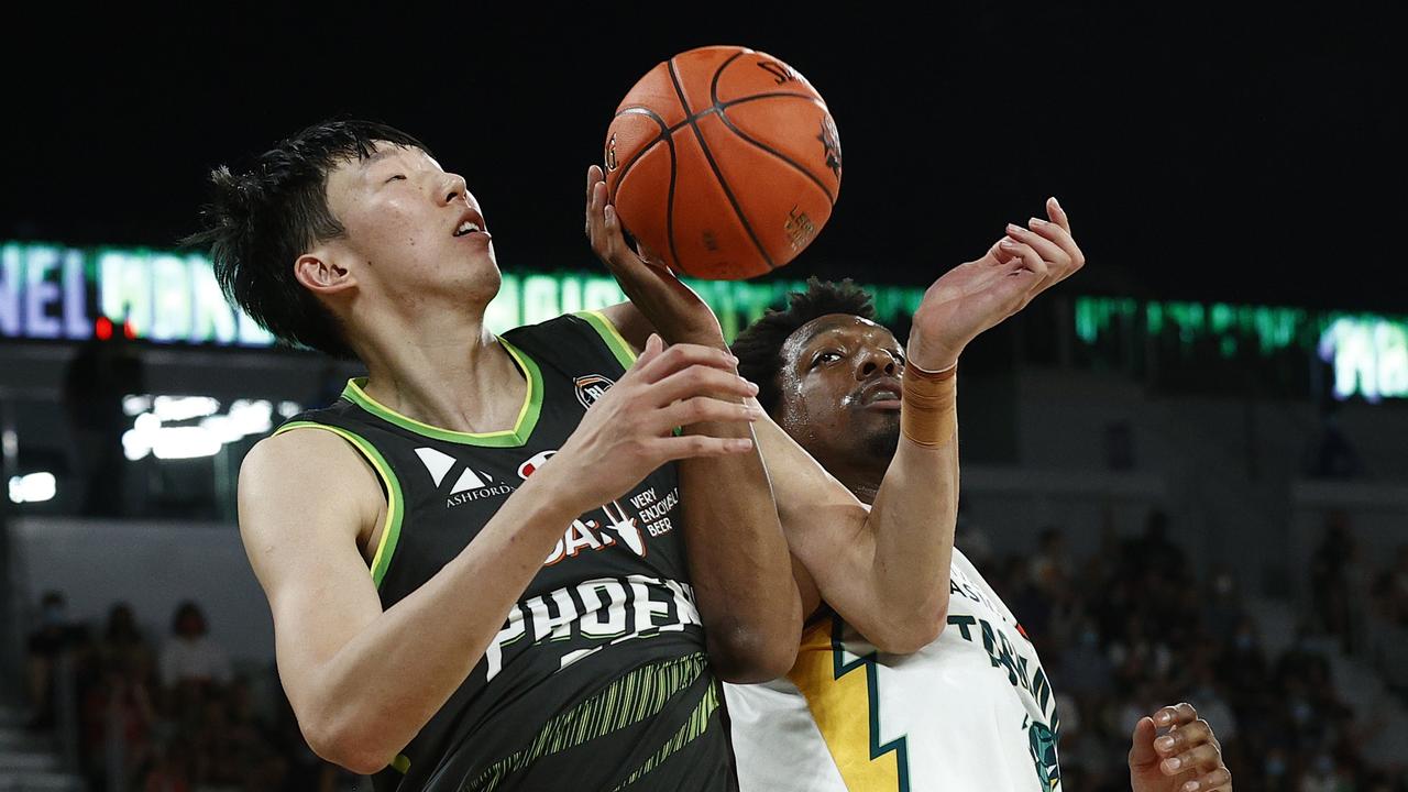 Phoenix fan favourite Zhou Qi finished with 11 points and seven rebounds. (Photo by Darrian Traynor/Getty Images)