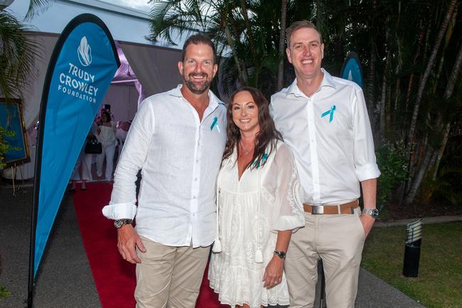 Sarah Benson, Emma Schmidtke and Leah Mau at Mantra Mackay for a Touch of Teal Soiree Trudy Crowley Foundation fundraising event 2022 Picture: Michaela Harlow