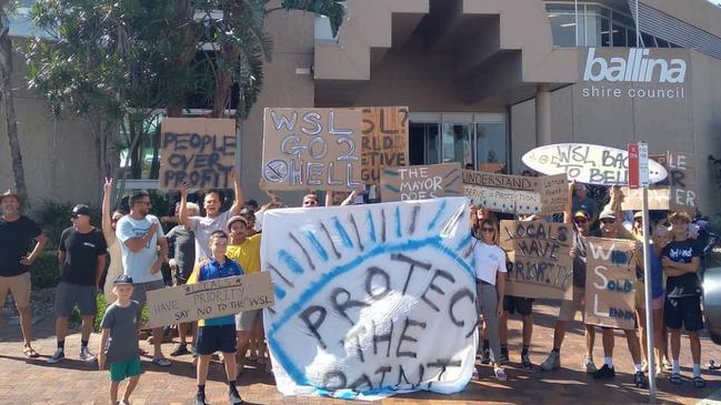 The balna.nsw Instagram page posted this photo after the decision on the World Surf League event at Lennox Head, with the caption: "What a community".